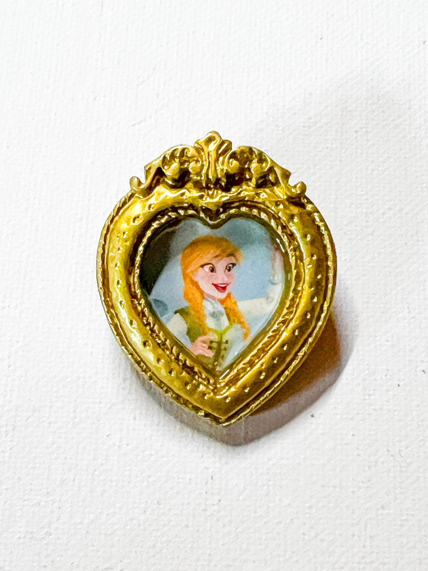 Upcycled Book Heart Vintage-Inspired Portrait Frame Brooch